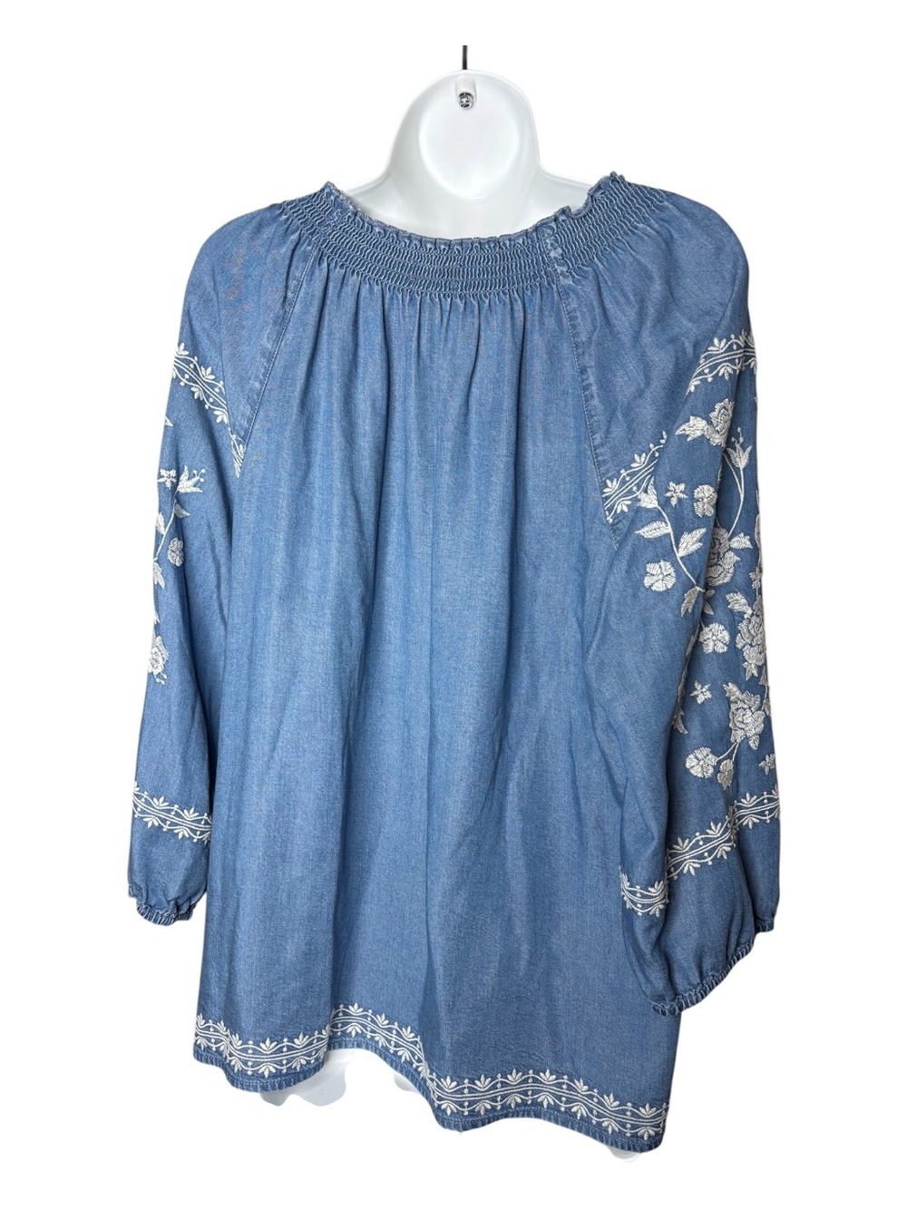 J Jill Denim Top Size XL White Embroidered Blue Tencel Relaxed Fit Country - Picture 3 of 11